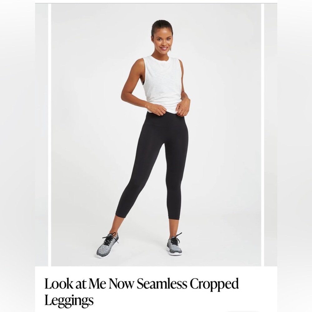 Spanx Seamless Look at me now Cropped Leggings- Size Medium